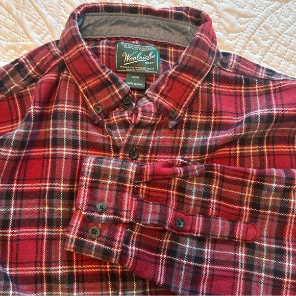 Woolrich Men's Red and Black Plaid Button Down Shirt - Picture 6 of 6